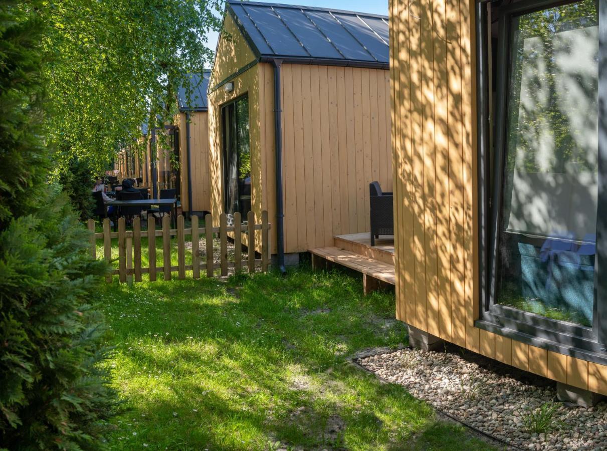 Pod Cyprysami - Surf & Family Resort Jastarnia Eksteriør billede
