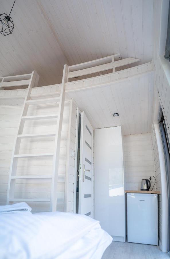 Pod Cyprysami - Surf & Family Resort Jastarnia Eksteriør billede