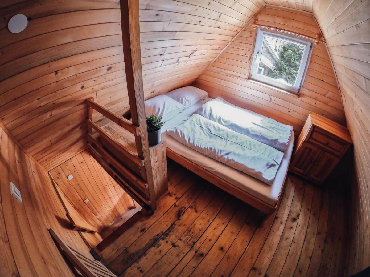 Pod Cyprysami - Surf & Family Resort Jastarnia Eksteriør billede