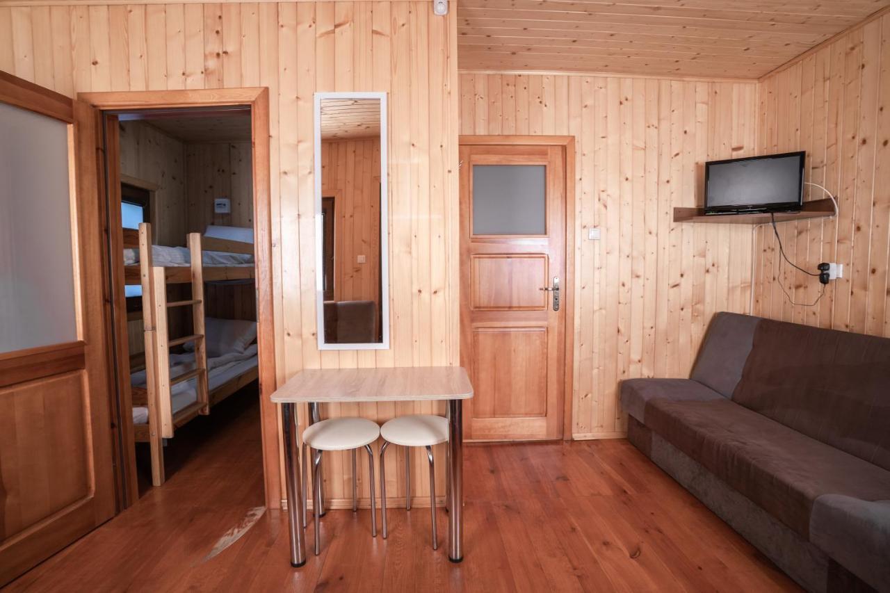 Pod Cyprysami - Surf & Family Resort Jastarnia Eksteriør billede