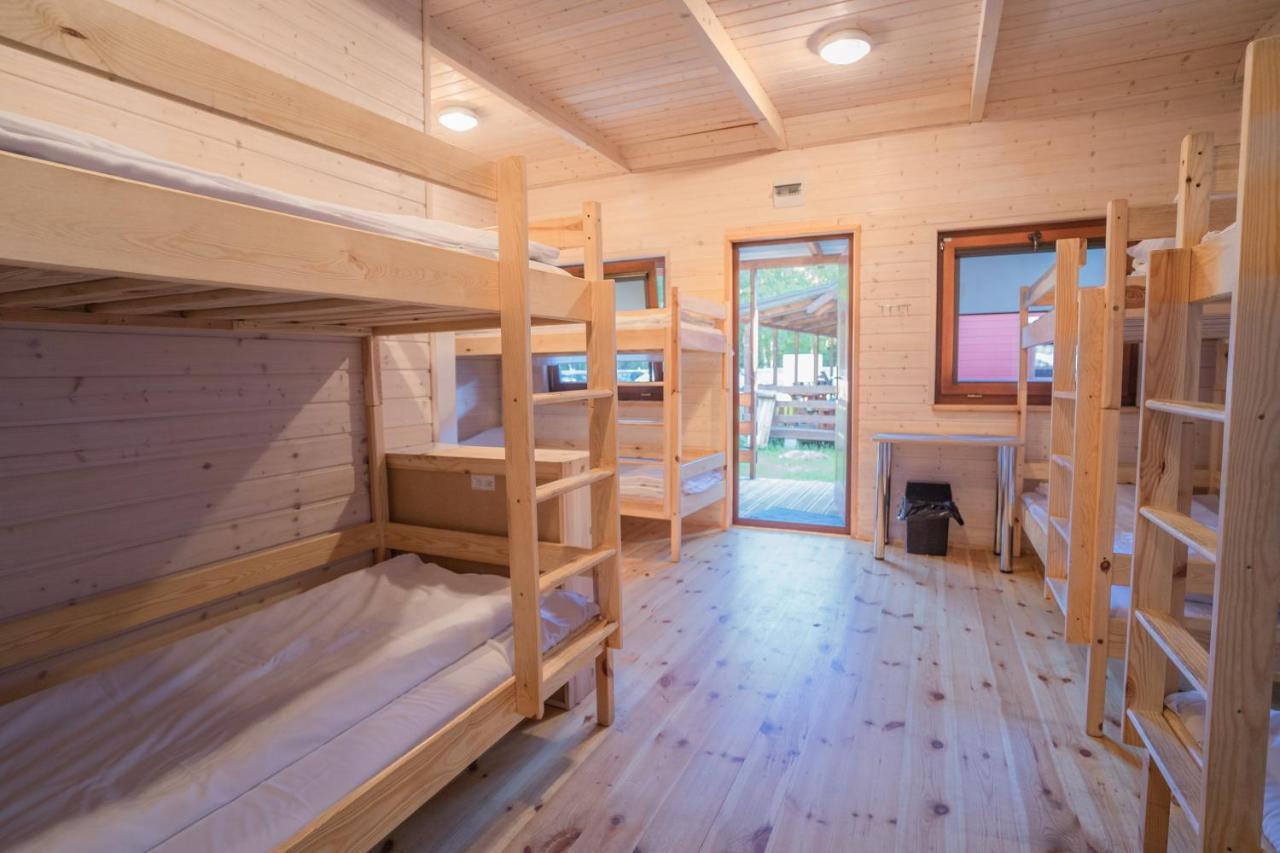 Pod Cyprysami - Surf & Family Resort Jastarnia Eksteriør billede